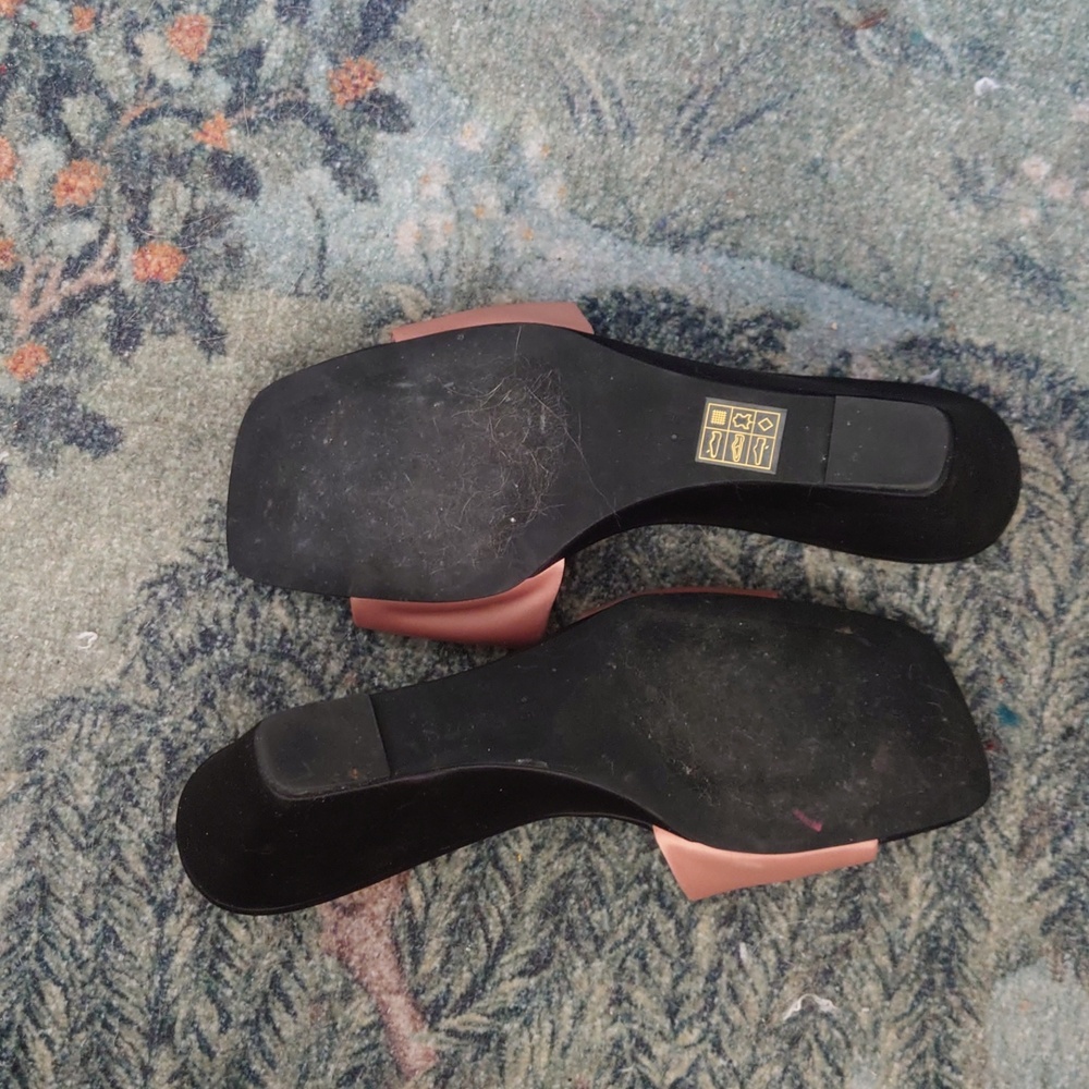 Jeffrey Campbell for anthropologie black and pink satin mule size 9 1/2 - Picture 3 of 4